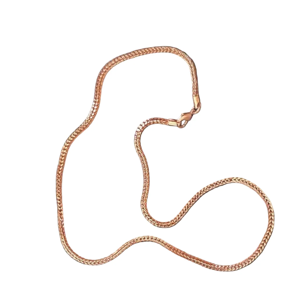 Halsband med kopparlänkar -e