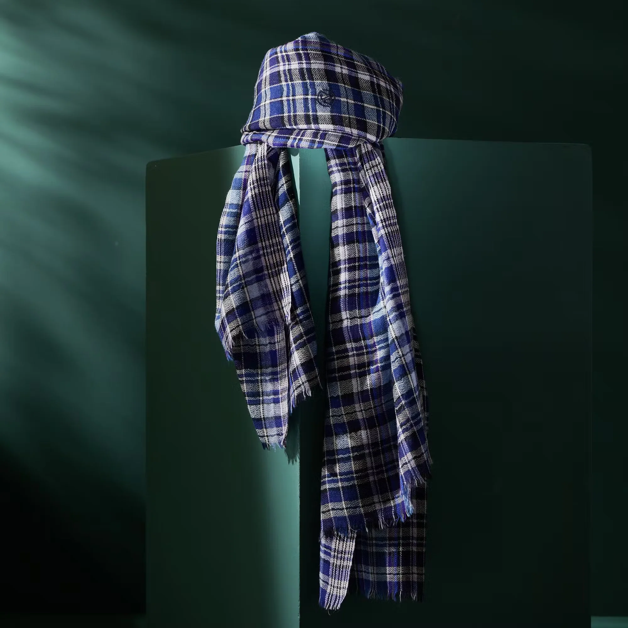 AV08 BARRA FOULARD SCARF – Merinoull